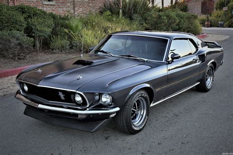 mustang mach 1 prix